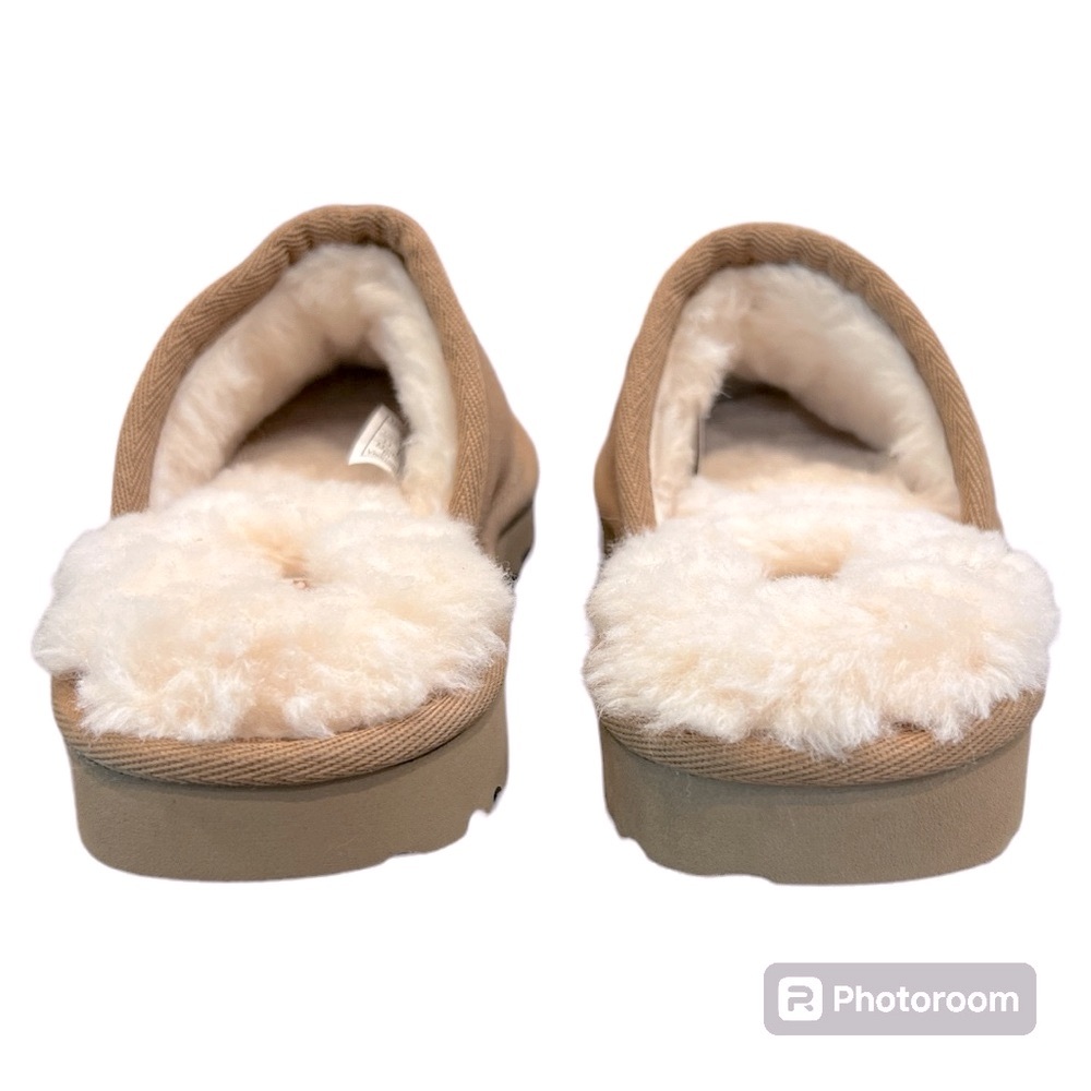 UGG kids’ toddler’s Keegan chestnut suede scuff slipper NEW 11 - Picture 4 of 5
